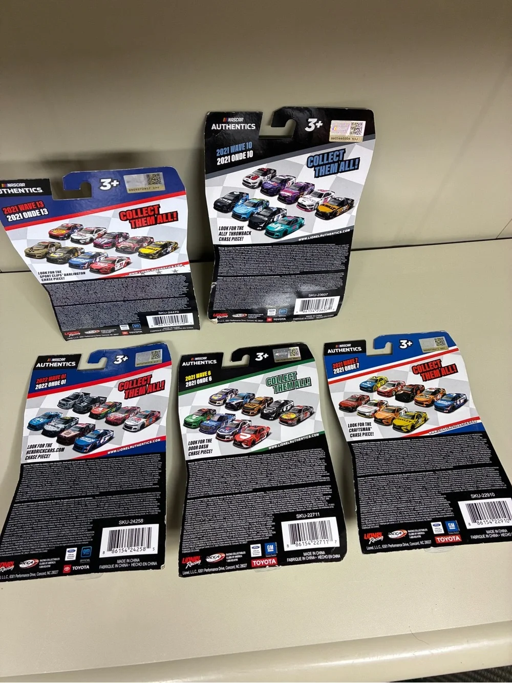 Kyle Larson #5 NASCAR Authentics 1/64 Diecast Lot of 5 Hendrick Motorsports NIB